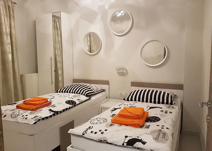 Laura White Tower Thessaloníki