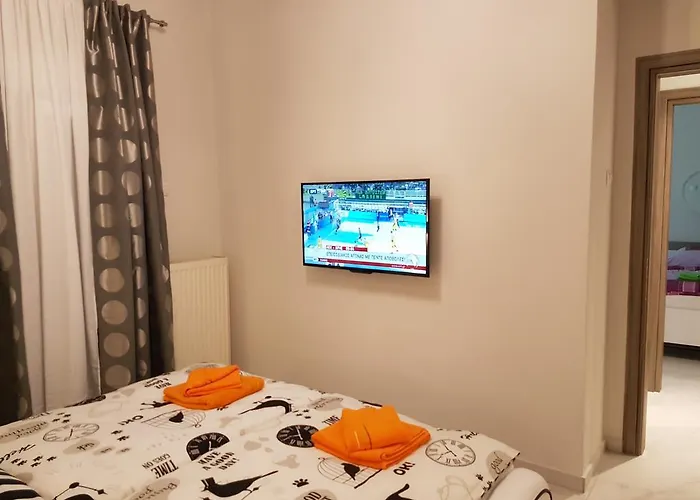 Daire Laura White Tower *